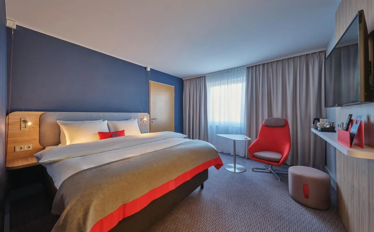 Holiday Inn Express Cologne Muelheim By Ihg