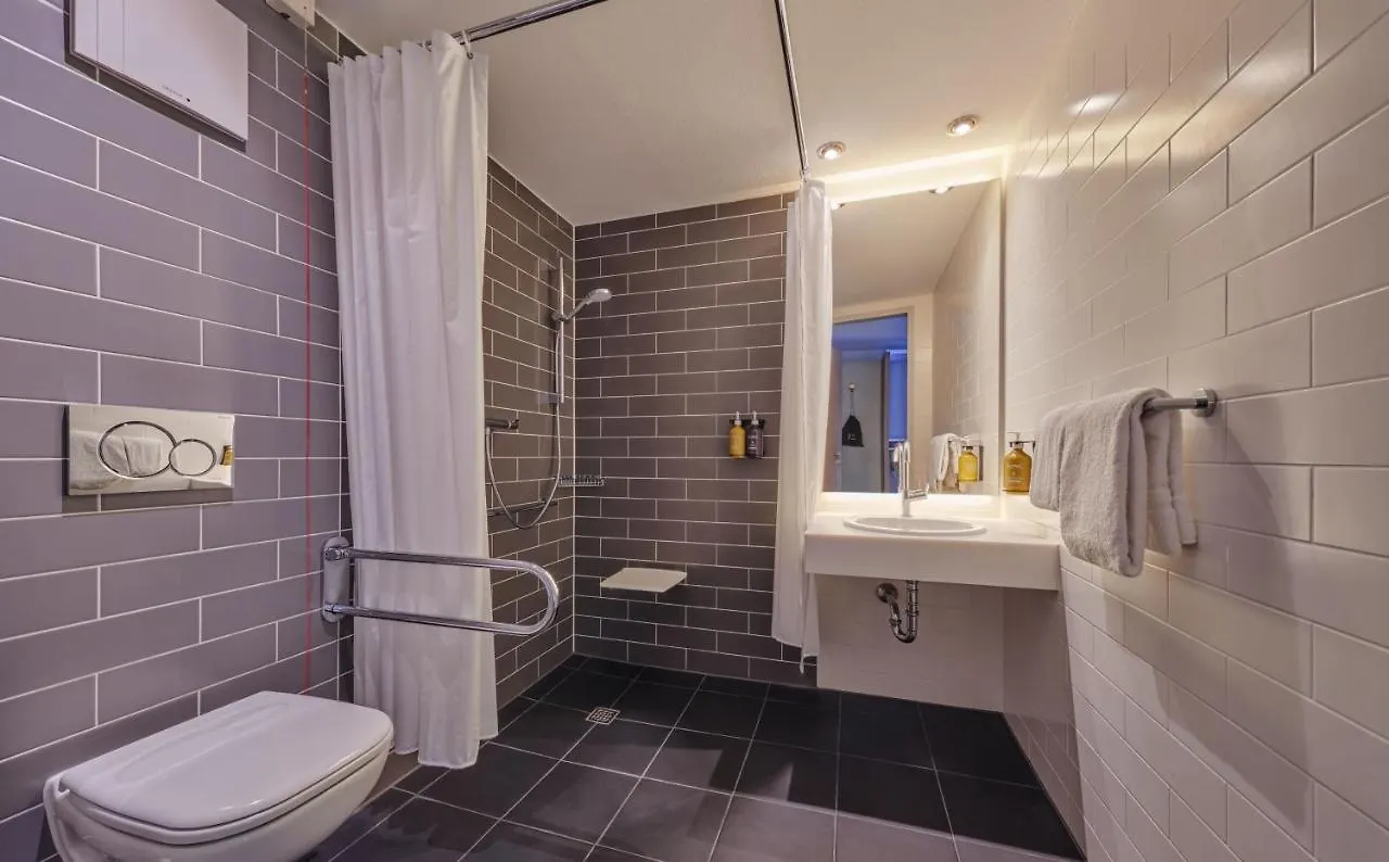 Hotel Holiday Inn Express Cologne Muelheim By Ihg