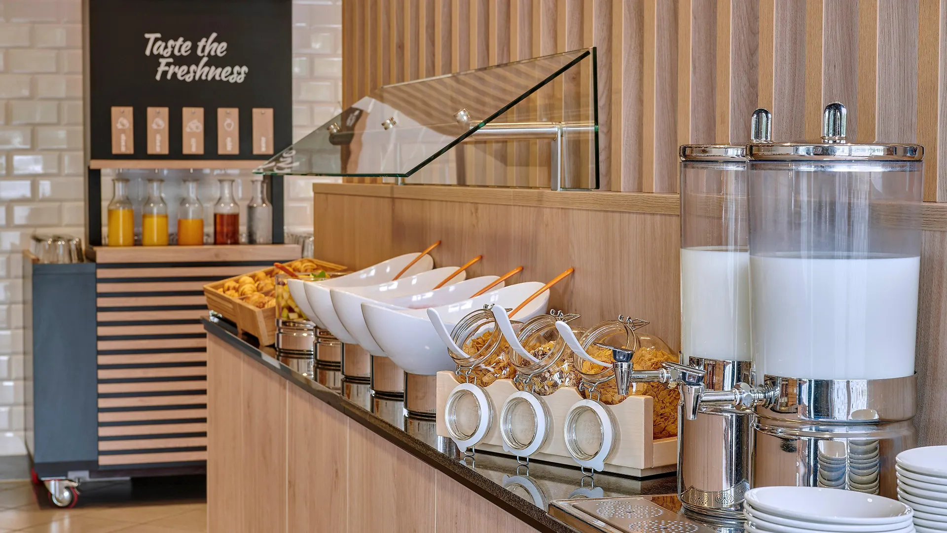 *** Hotel Holiday Inn Express Cologne Muelheim By Ihg Germany