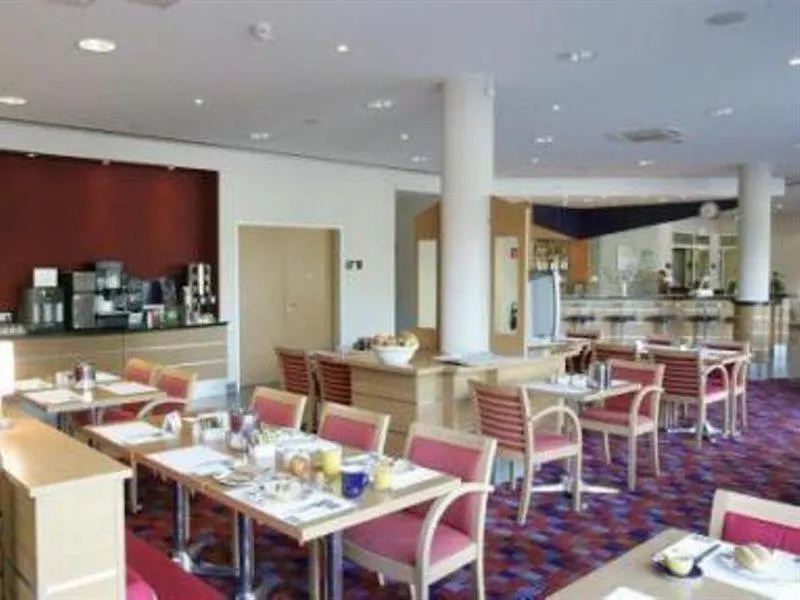 Holiday Inn Express Cologne Muelheim By Ihg