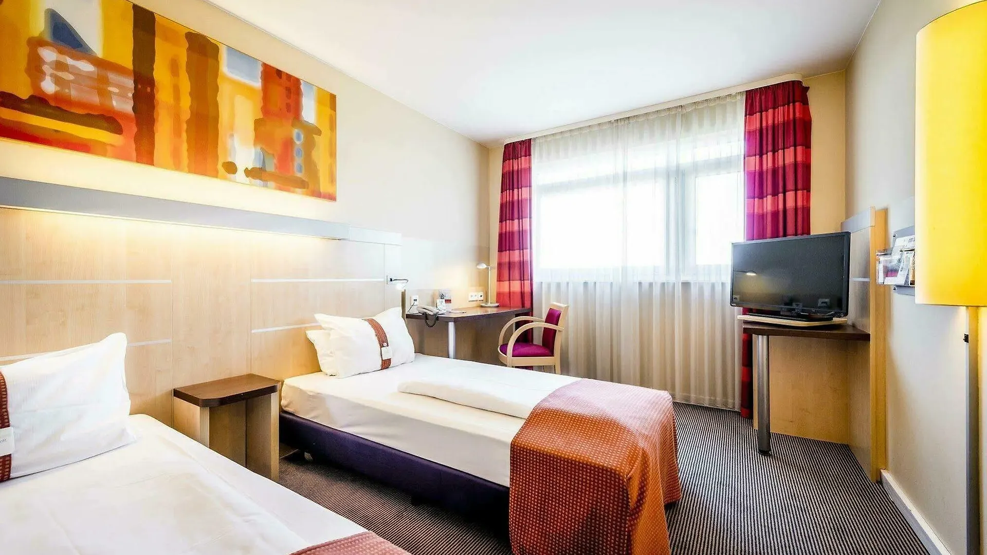 Hotel Holiday Inn Express Cologne Muelheim By Ihg